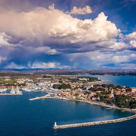 Esmeralda By Seeadria Agency Semesterbostad Novigrad Istria