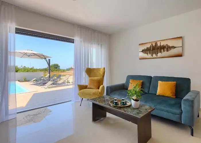 Esmeralda By Seeadria Agency 펜션